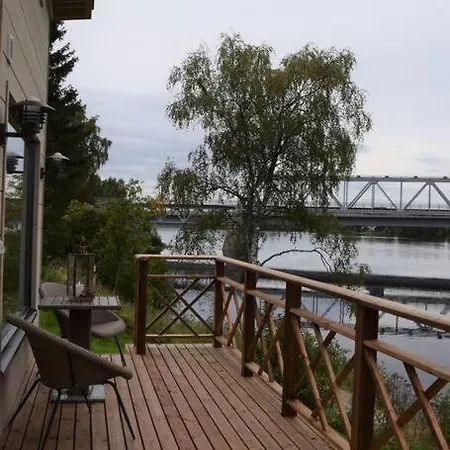 Riverside Villa *